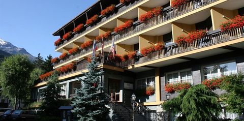 obiekt, budynek główny