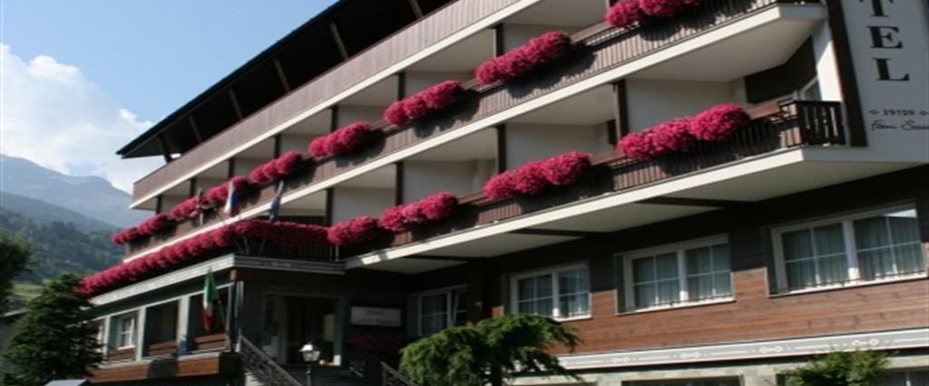 obiekt, budynek główny