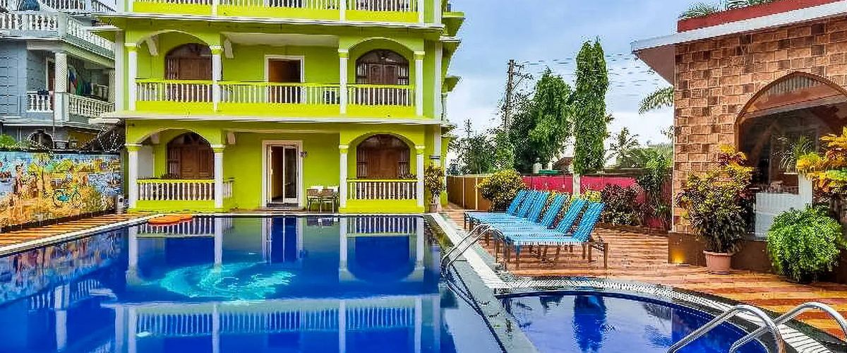 teren hotelu, obiekt, basen