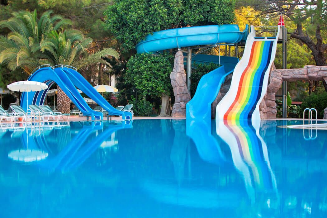 basen, zjeżdżalnia