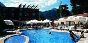 góry, teren hotelu, basen
