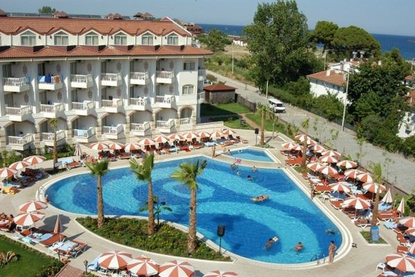 obiekt, teren hotelu, basen