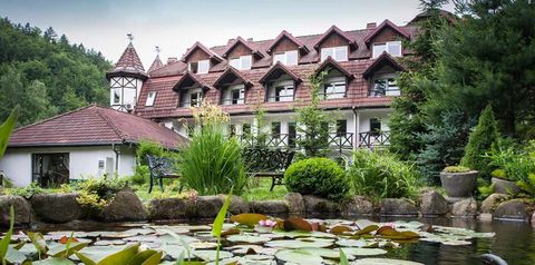 góry, teren hotelu, obiekt