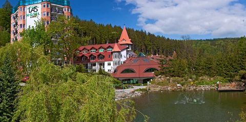 teren hotelu, góry, obiekt