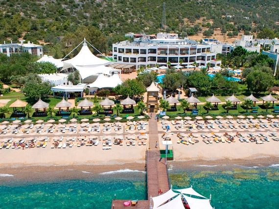 Latanya Beach Resort - zdjęcie 2