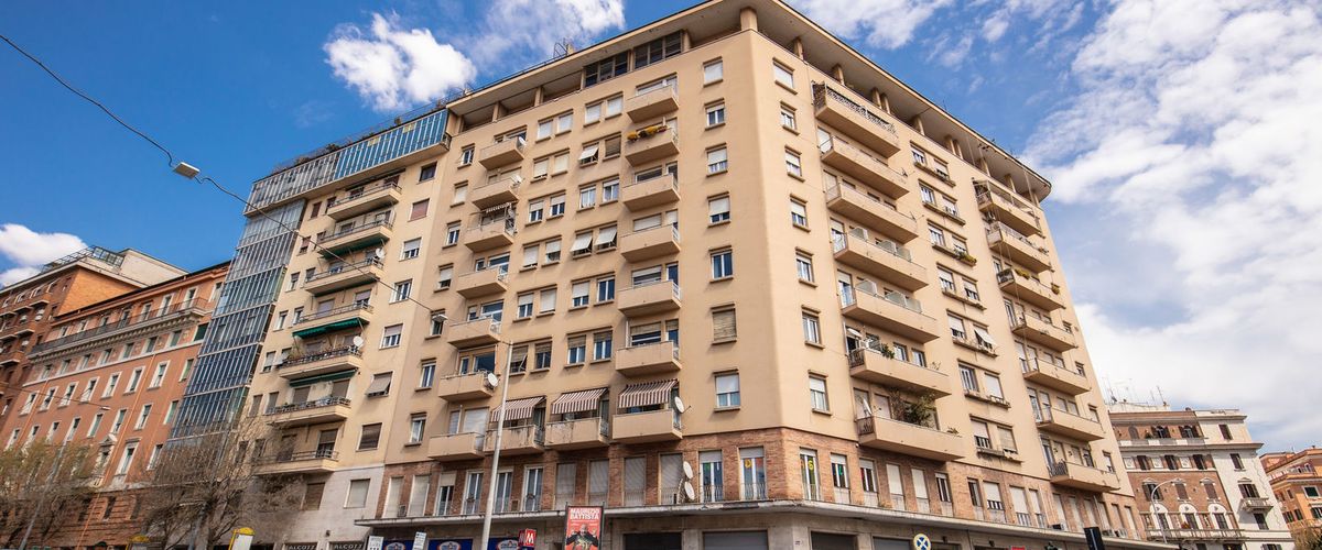 budynek główny, obiekt