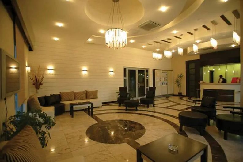 teren hotelu, recepcja / lobby