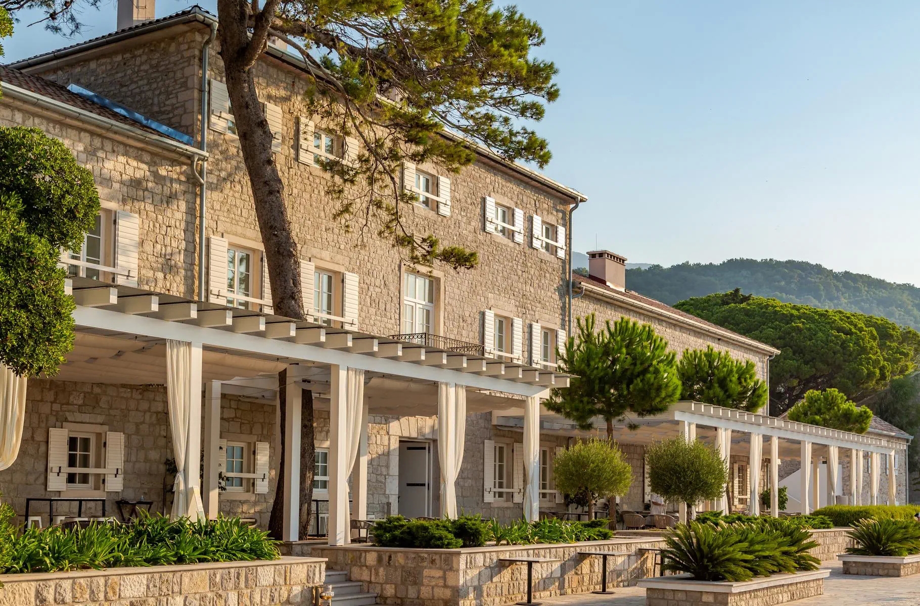 obiekt, teren hotelu