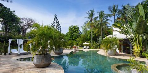teren hotelu, basen