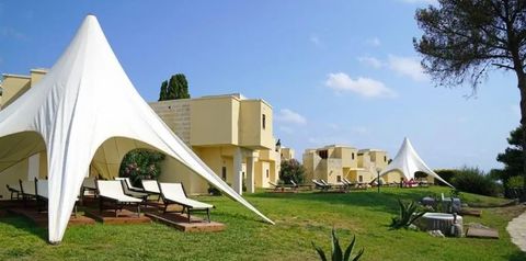 obiekt, teren hotelu