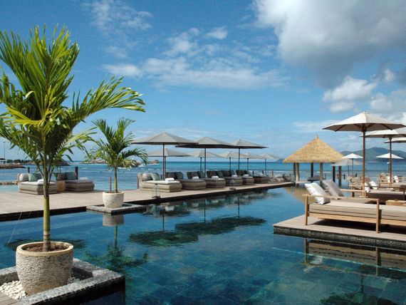 Basen w Le Domaine De L'Orangeraie na wyspie La Digue