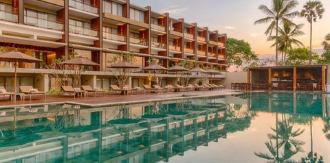 budynek główny, basen