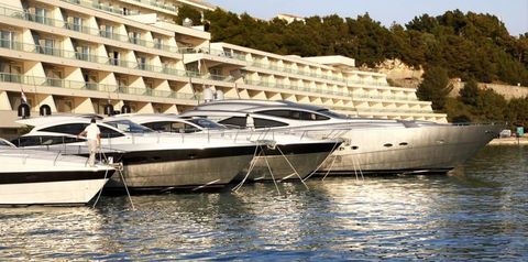 obiekt, teren hotelu