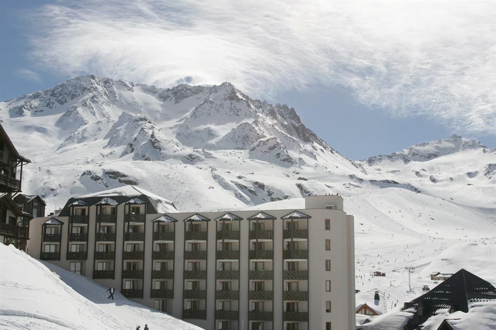 obiekt, teren hotelu