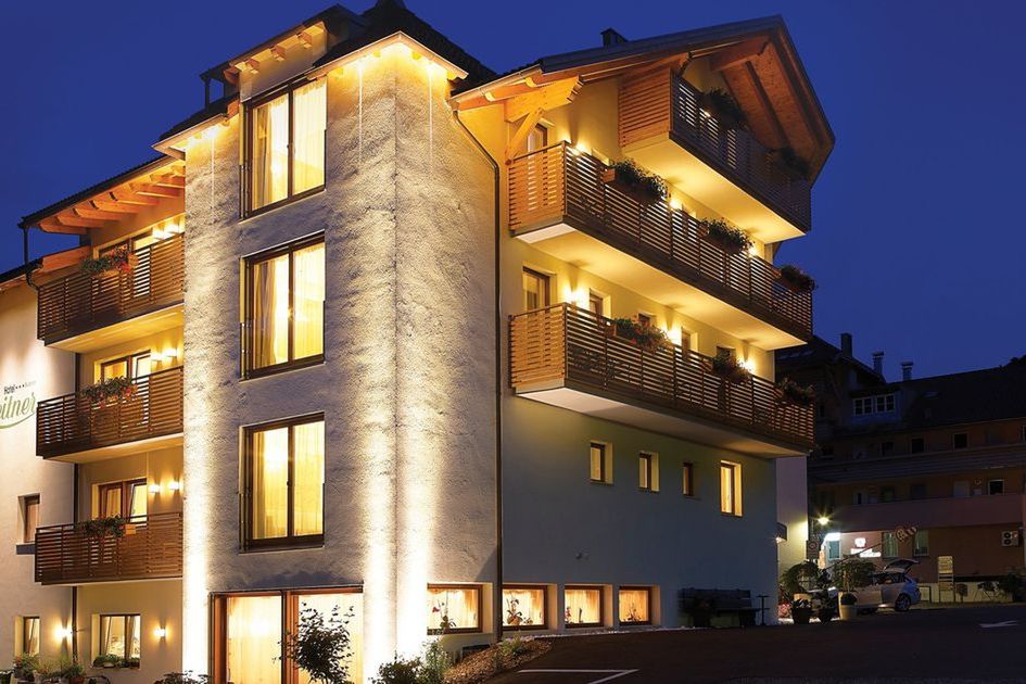 obiekt, budynek główny