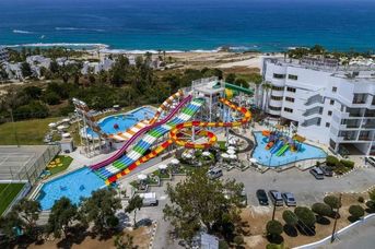 Leonardo Laura Beach & Splash Resort