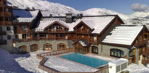 obiekt, teren hotelu, basen