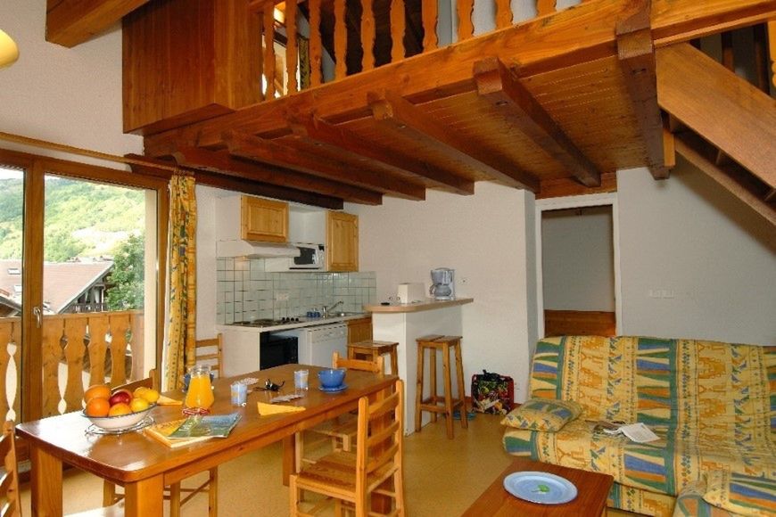 góry, kuchnia / aneks kuchenny, pokój