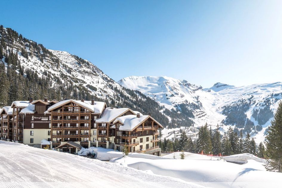 budynek główny, teren hotelu