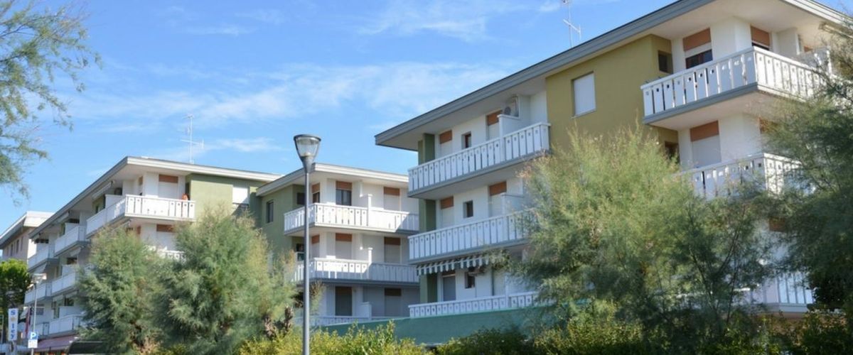 budynek główny, obiekt