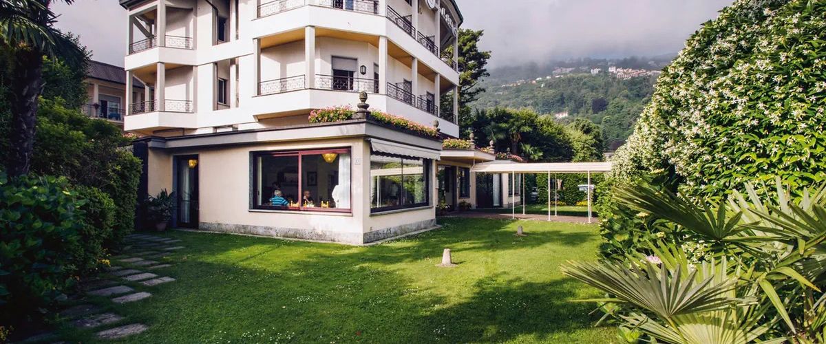 obiekt, budynek główny