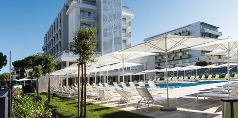 obiekt, teren hotelu, basen