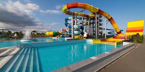 basen, aquapark, zjeżdżalnia