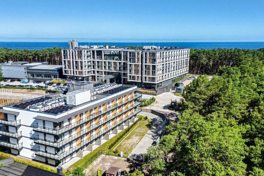 obiekt, teren hotelu