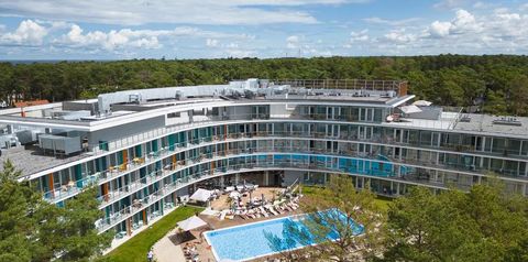 obiekt, teren hotelu, basen