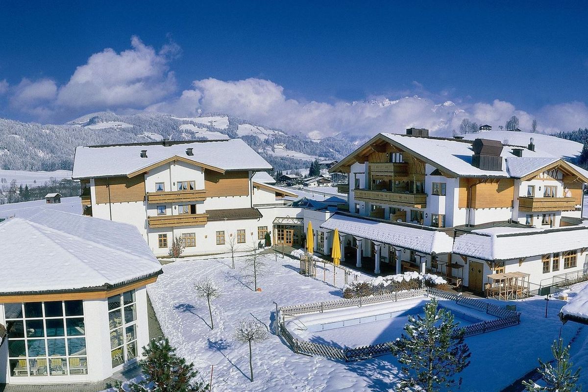 obiekt, budynek główny