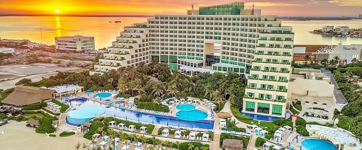 obiekt, budynek główny