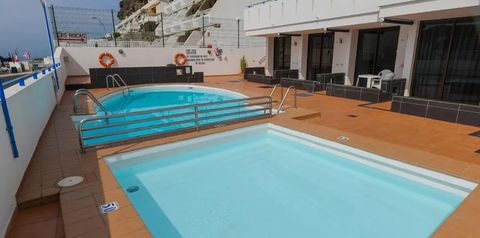 obiekt, teren hotelu, basen
