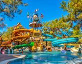 Long Beach Club Nature