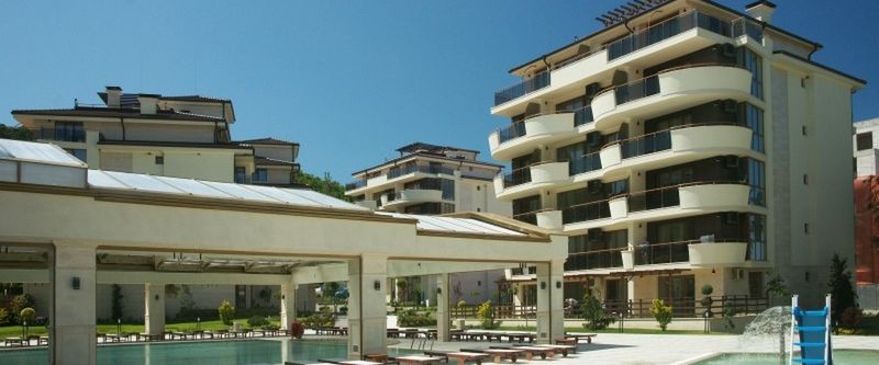 obiekt, teren hotelu, basen