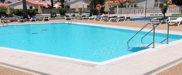 teren hotelu, basen