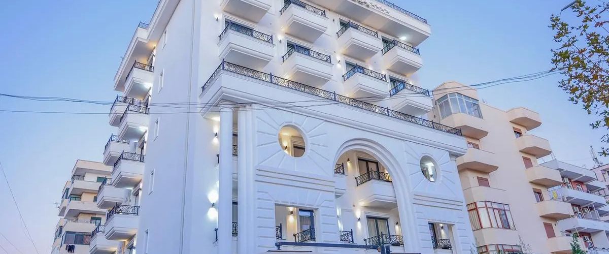 obiekt, budynek główny