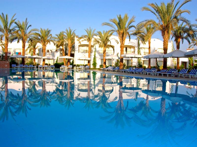 Luna Sharm