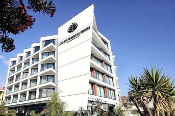 Luxury Premium Finese