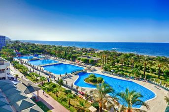 M. C. Arancia Resort