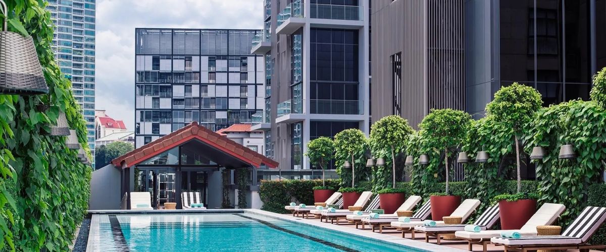 obiekt, teren hotelu, basen
