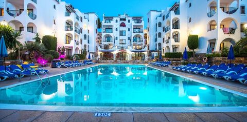 obiekt, budynek główny, teren hotelu, basen