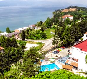 Tino Sveti Stefan