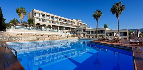 obiekt, teren hotelu, basen