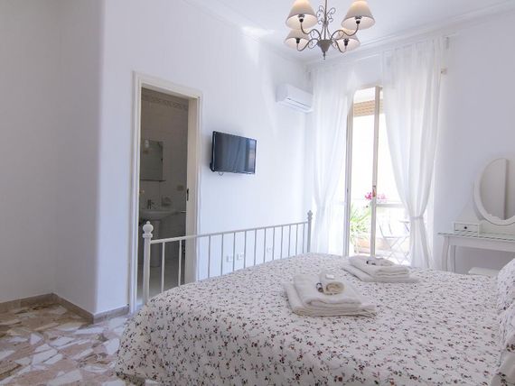 pokój, łazienka, balkon / taras