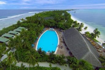 Canareef Resort