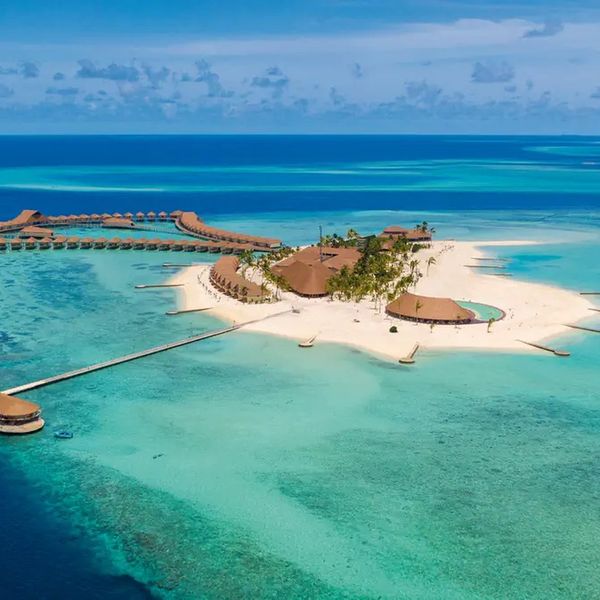 Hotel Cinnamon Velifushi Maldives