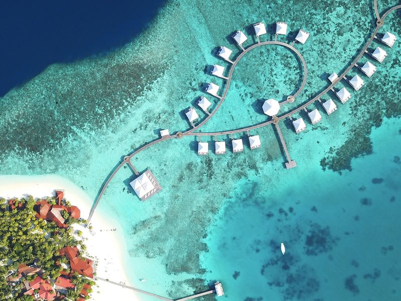 Diamonds Thudufushi Beach & Water Villas