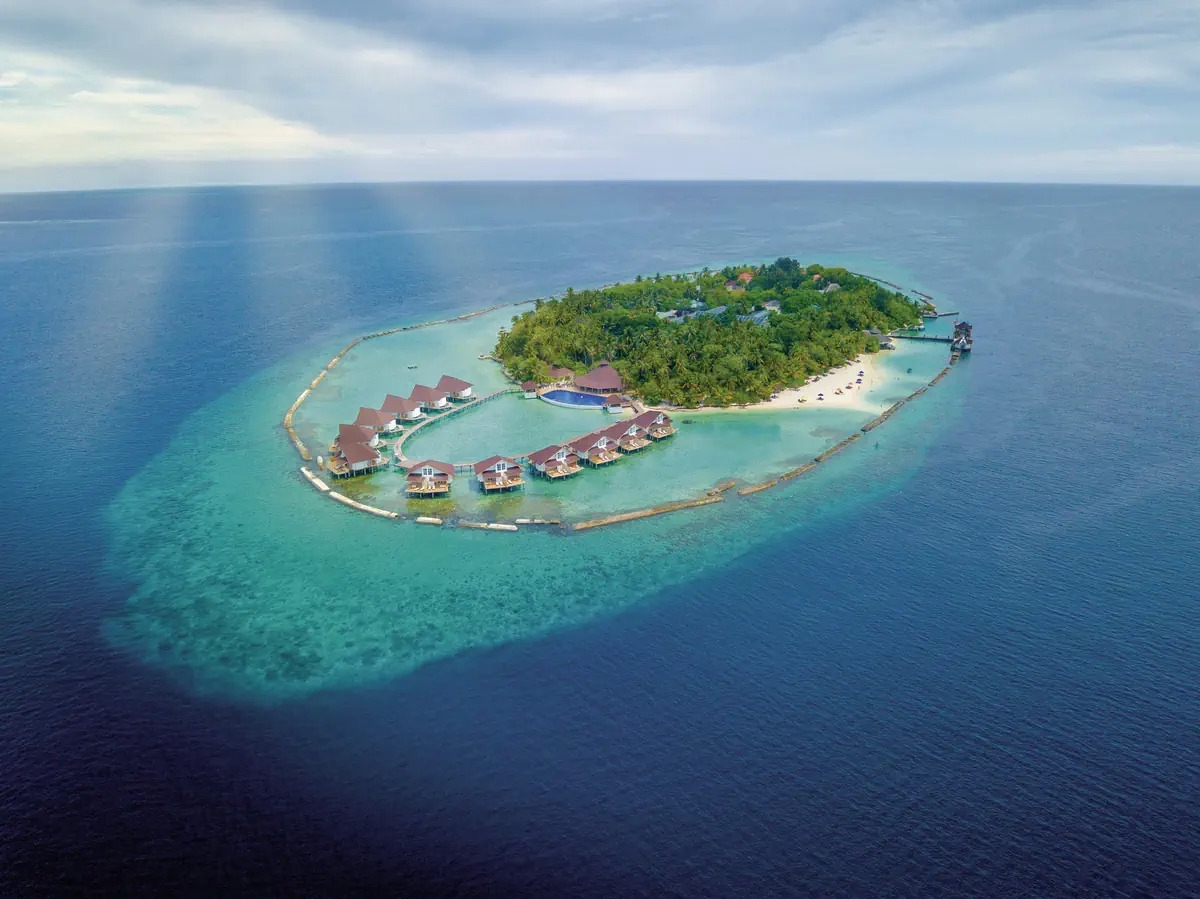 Ellaidhoo Maldives by Cinnamon (ex. Chaaya Reef)