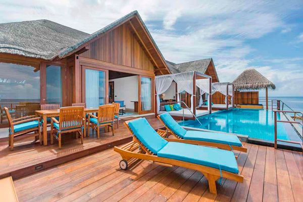 Furaveri Island Resort