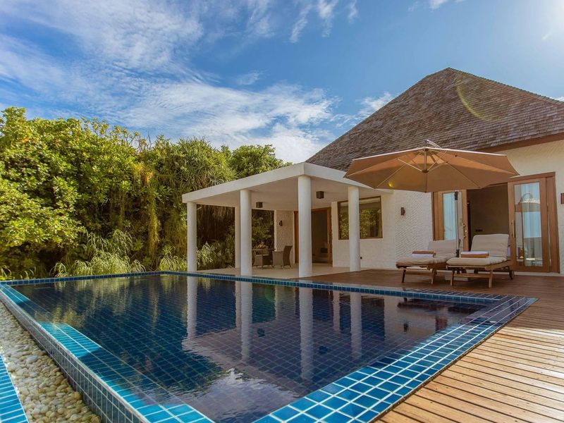 Hideaway Beach Resort & Spa